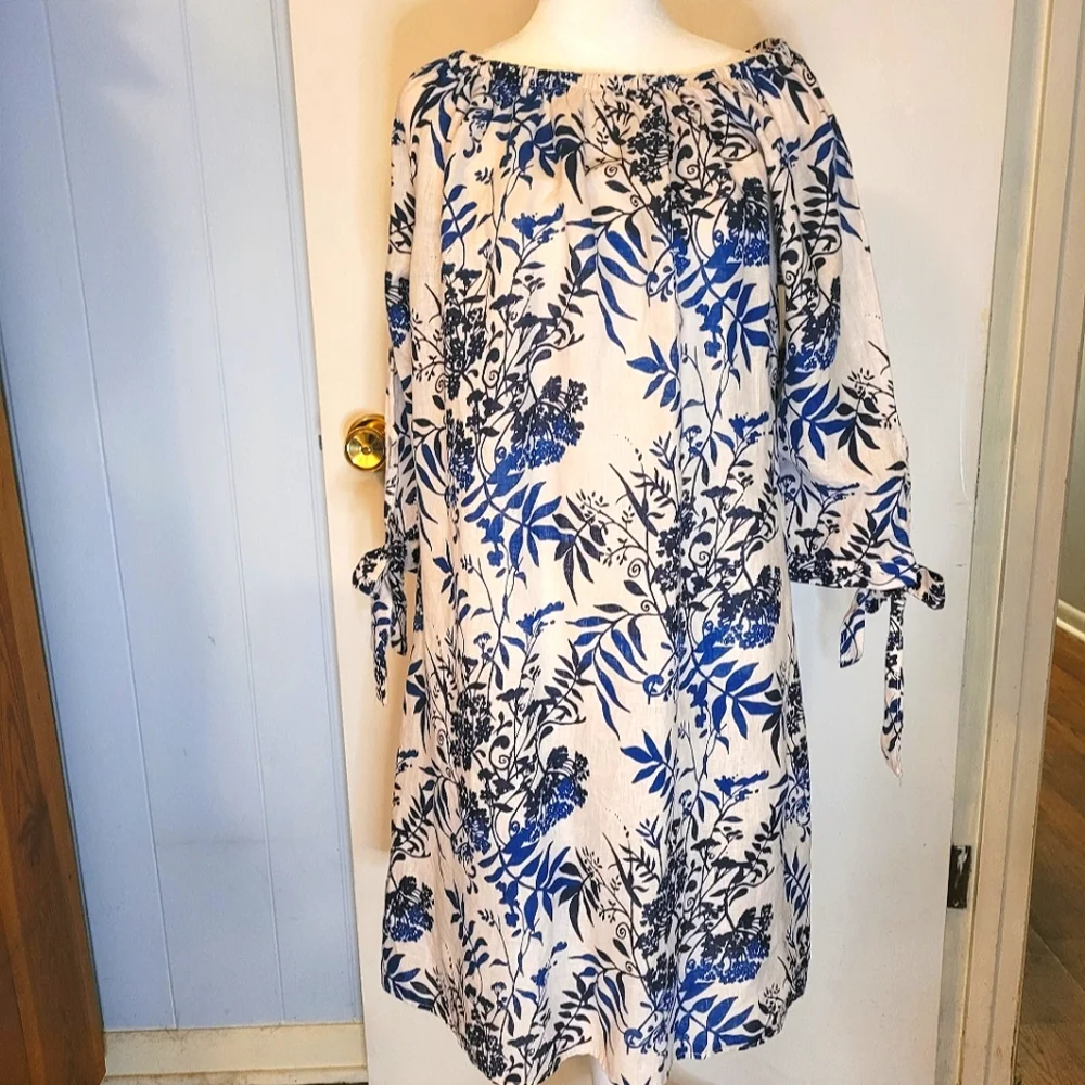 Off-Shoulder Blue Floral Women’s Dress - Picture 1 of 5